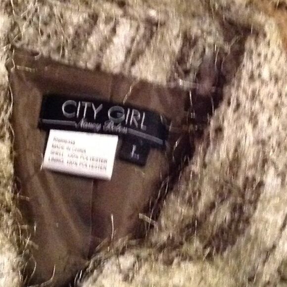 Ladies size large fancy jacket in greens - Picture 3 of 8